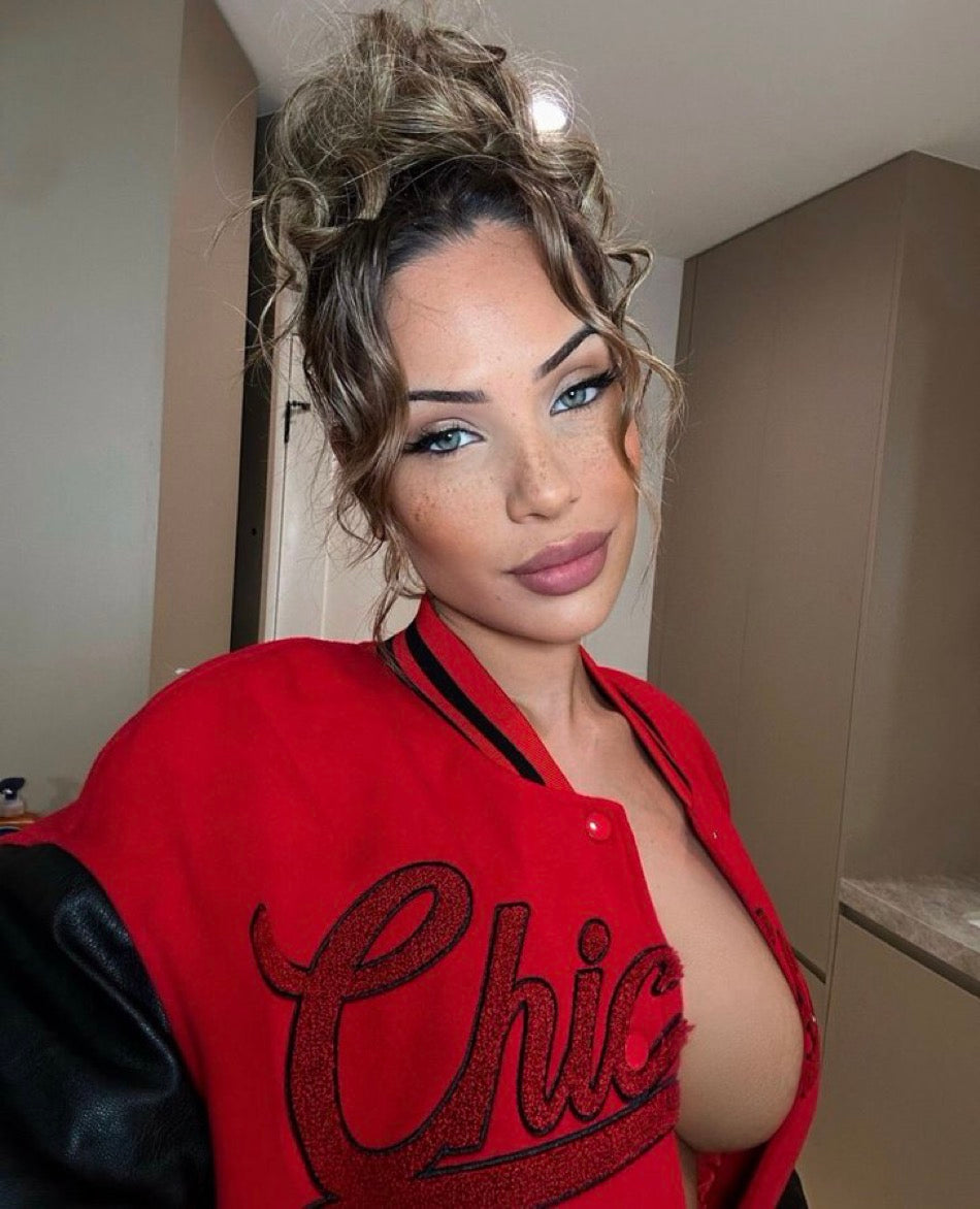 A Gypsy Girl Esmeralda AKA Amirah Dymes Magazine