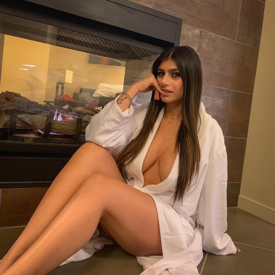 Mia Khalifa-Sinful Lifestyle -Tired Of Living For The Devil