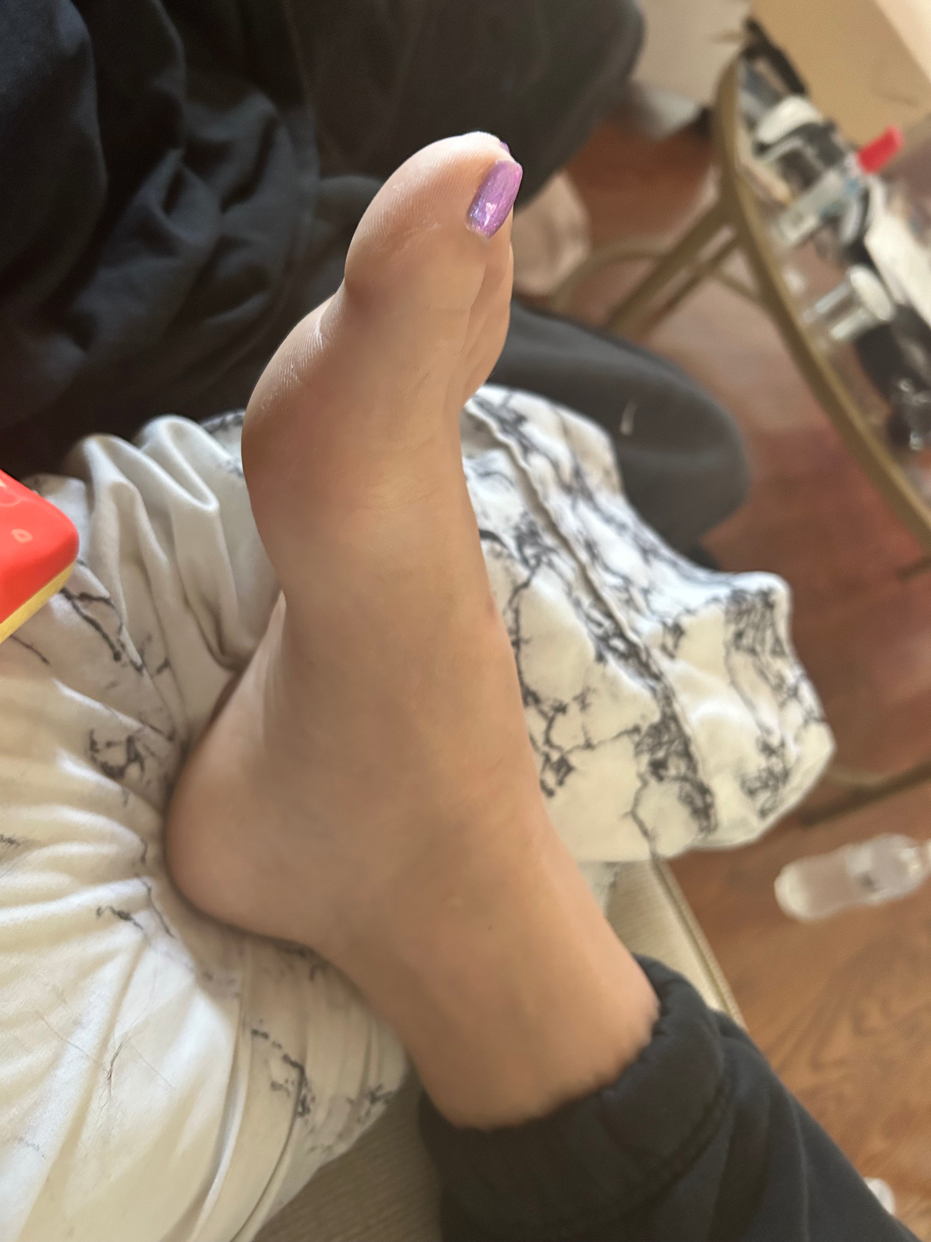 Glitz Purp Toe magazine