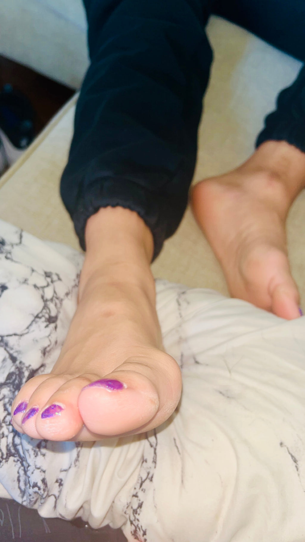 Glitz Purp Toe magazine