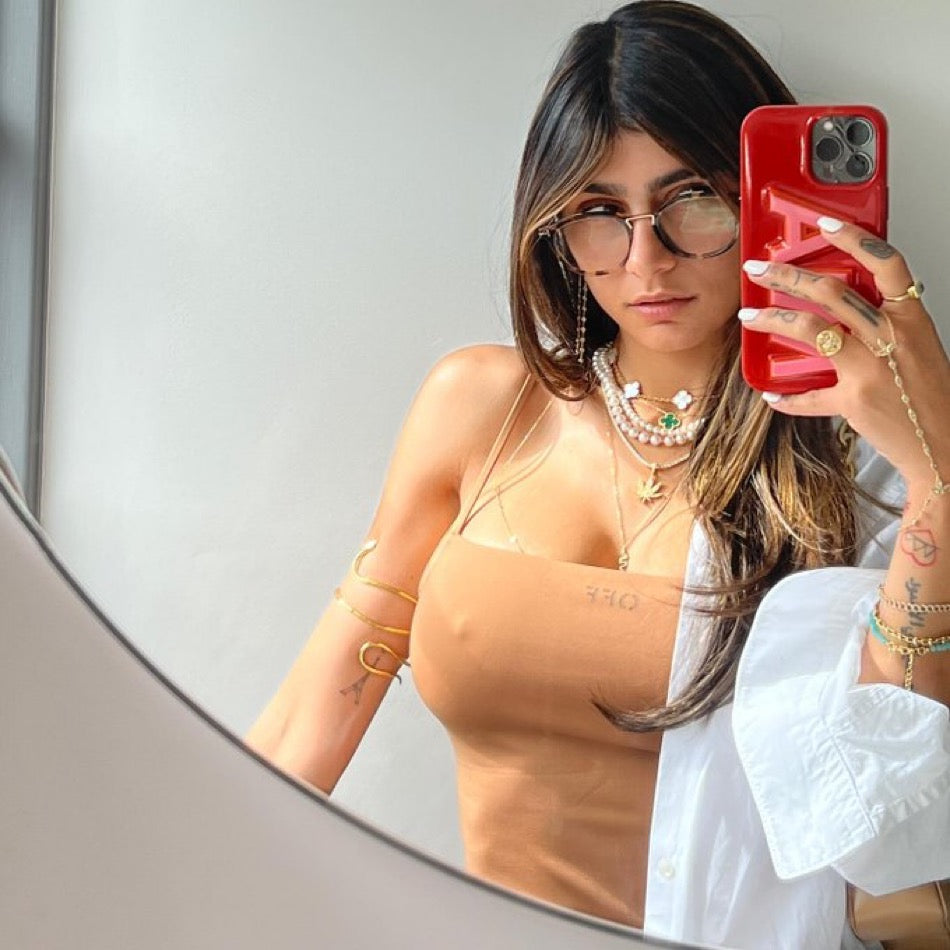 Mia Khalifa-Sinful Lifestyle -Tired Of Living For The Devil